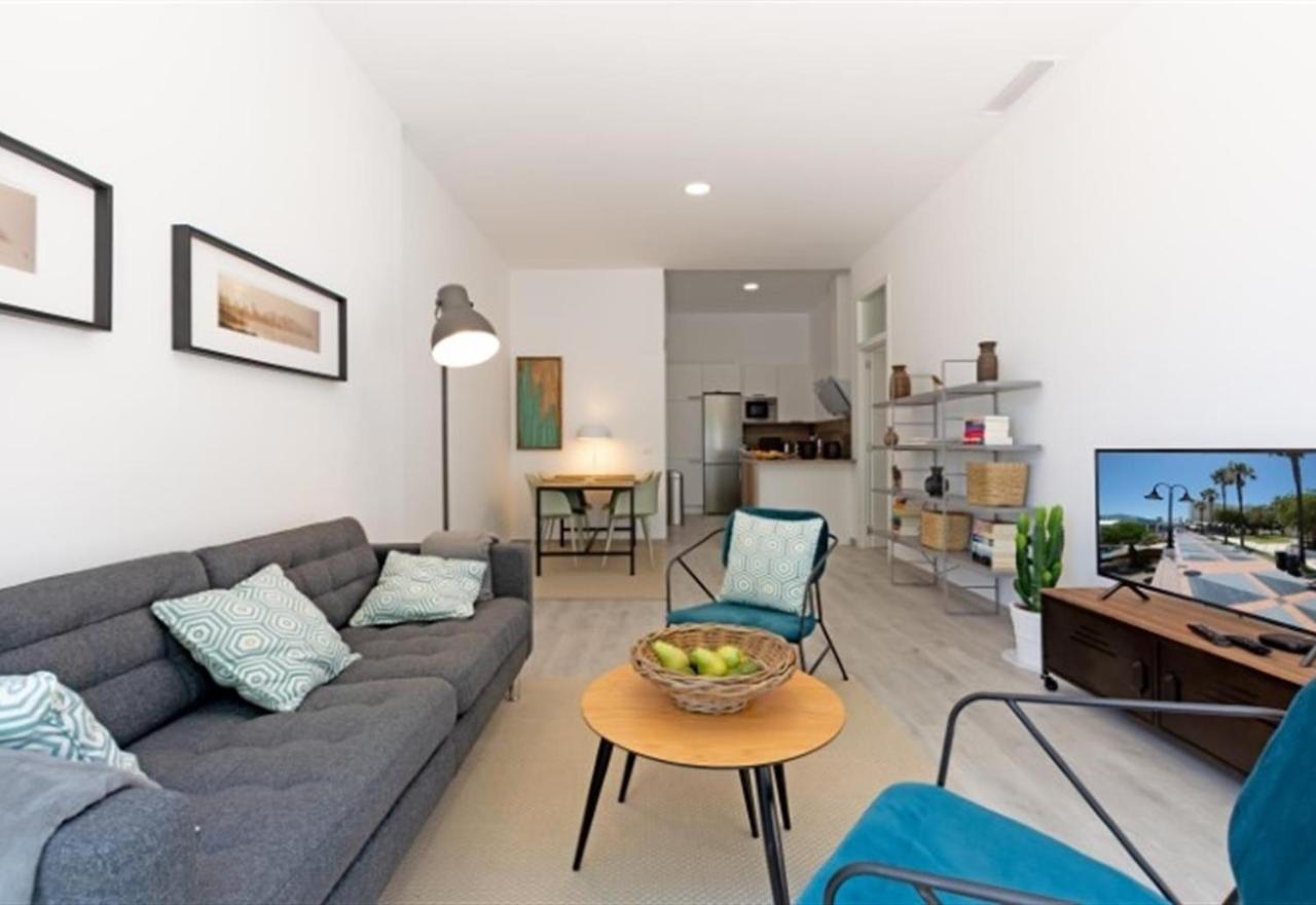 Beach Apartment Montemarcarihuela Торемолинос Екстериор снимка