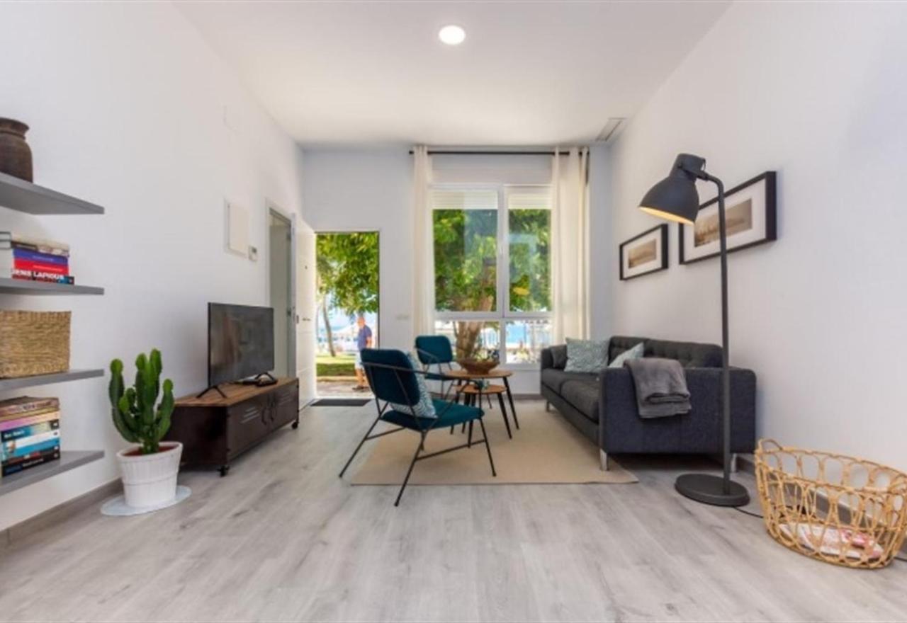 Beach Apartment Montemarcarihuela Торемолинос Екстериор снимка